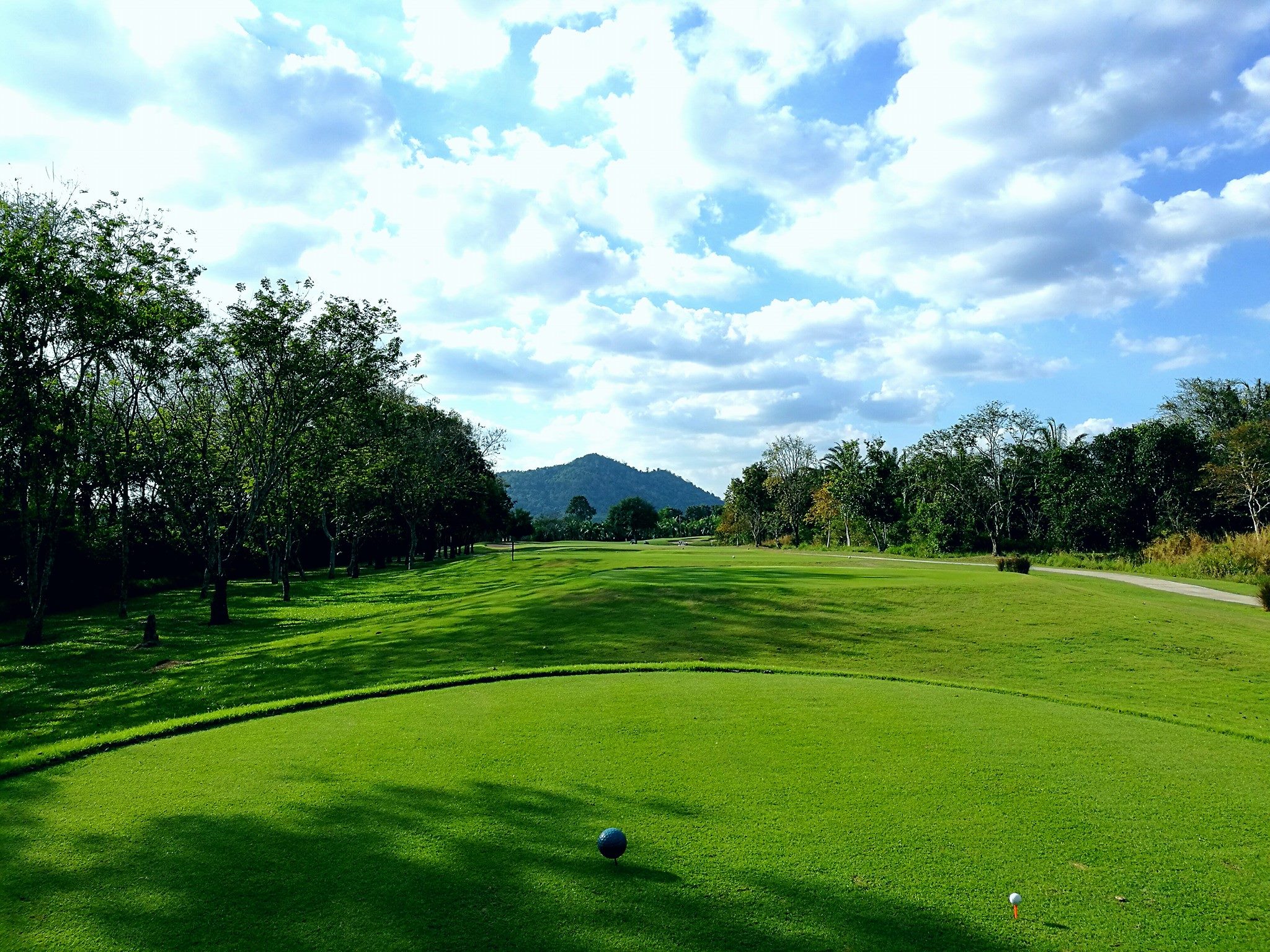 Pattavia Century Golf Club /