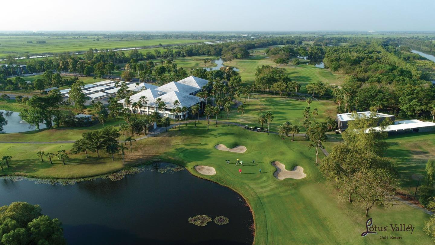 Lotus Valley Golf Resort /