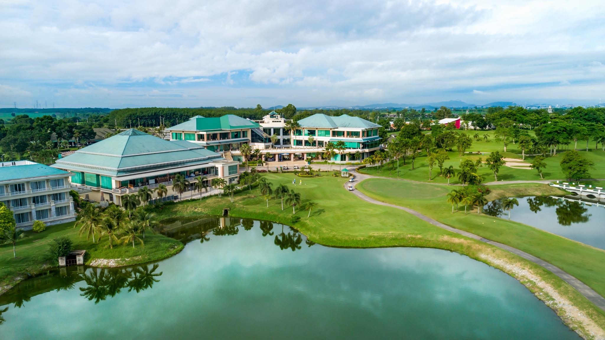 Pattana Sports Resort /