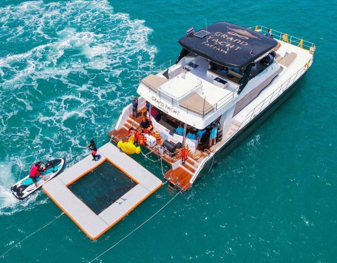 Grand Yacht Pattaya : Elite