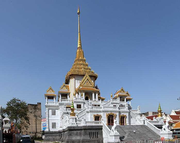왓 뜨라이밋 위따야람 워라위한: 황금 불상의 경이로움, 방콕 차이나타운 중심부의 소중한 신앙 예술