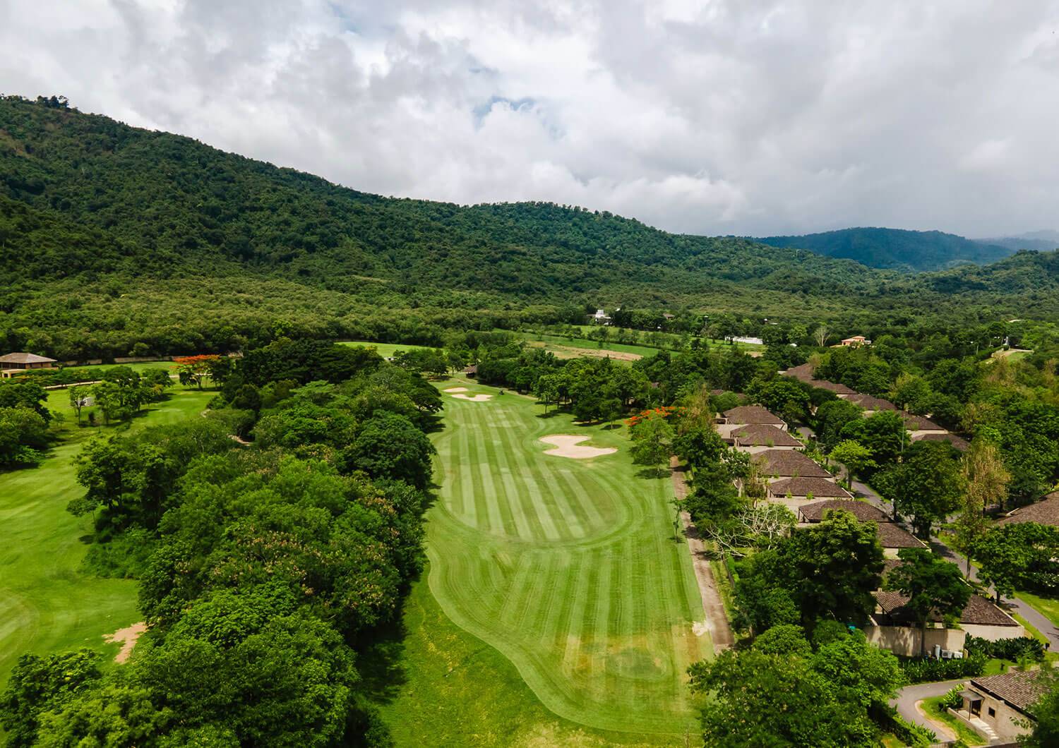 Kirimaya Golf Resort & Spa /